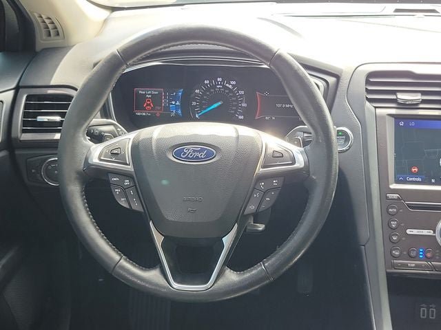 Used 2020 Ford Fusion Titanium FWD image 29
