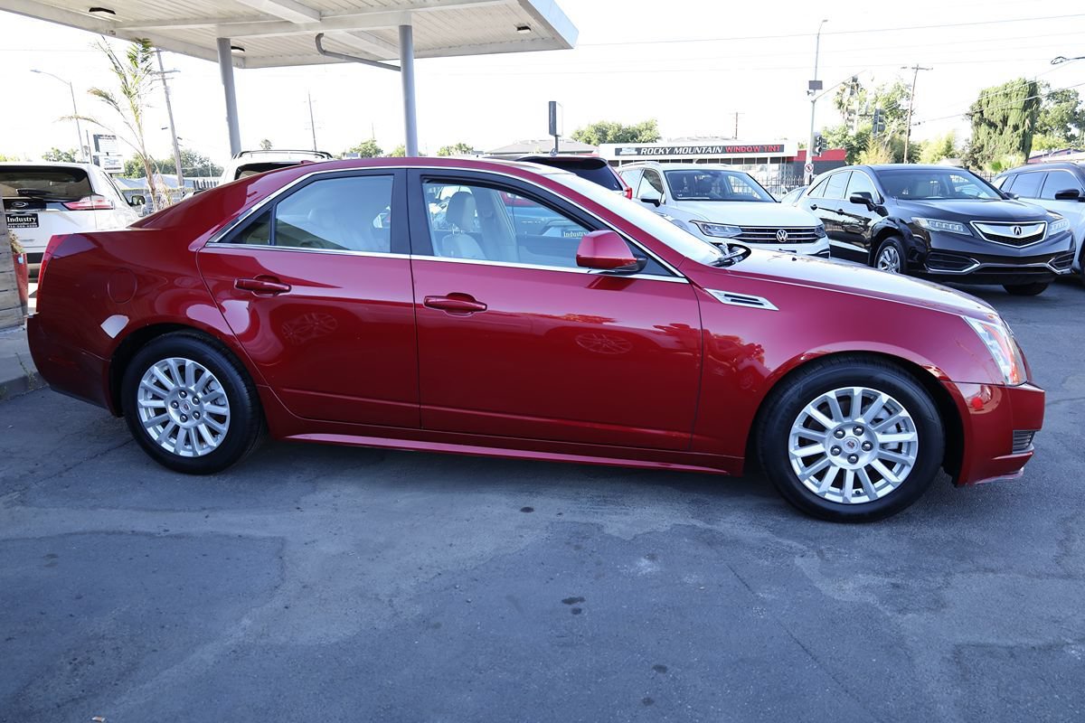 Used 2010 Cadillac CTS Luxury AWD/4WD image 9