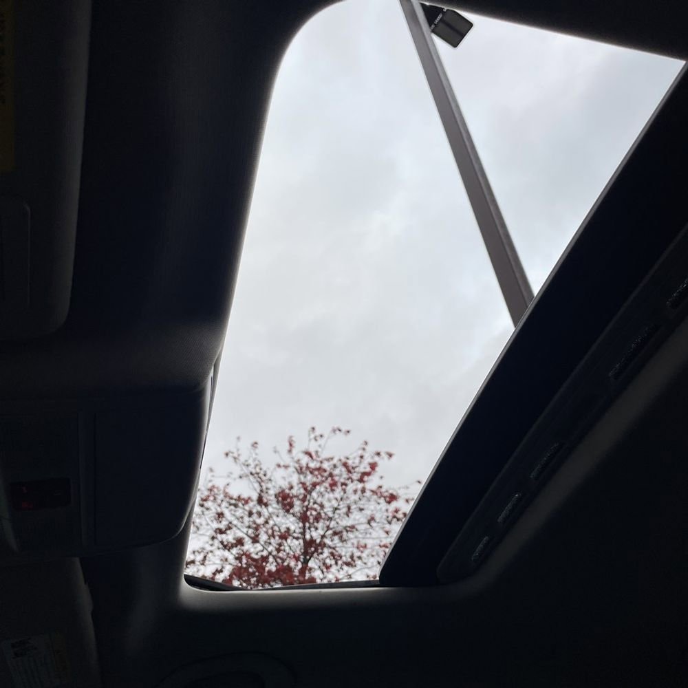 Used 2015 Volkswagen Passat 1.8T SEL Premium image 11