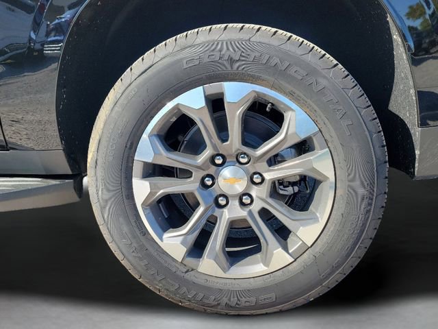 New 2026 Chevrolet Suburban LS w/ LPO, Dark Essentials Package image 7