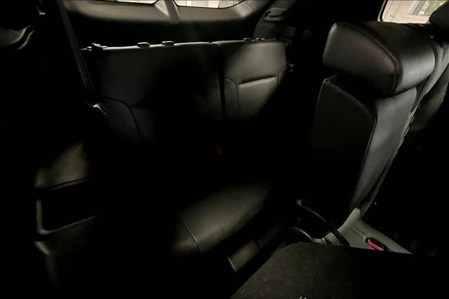 Used 2022 Mitsubishi Outlander SE image 25