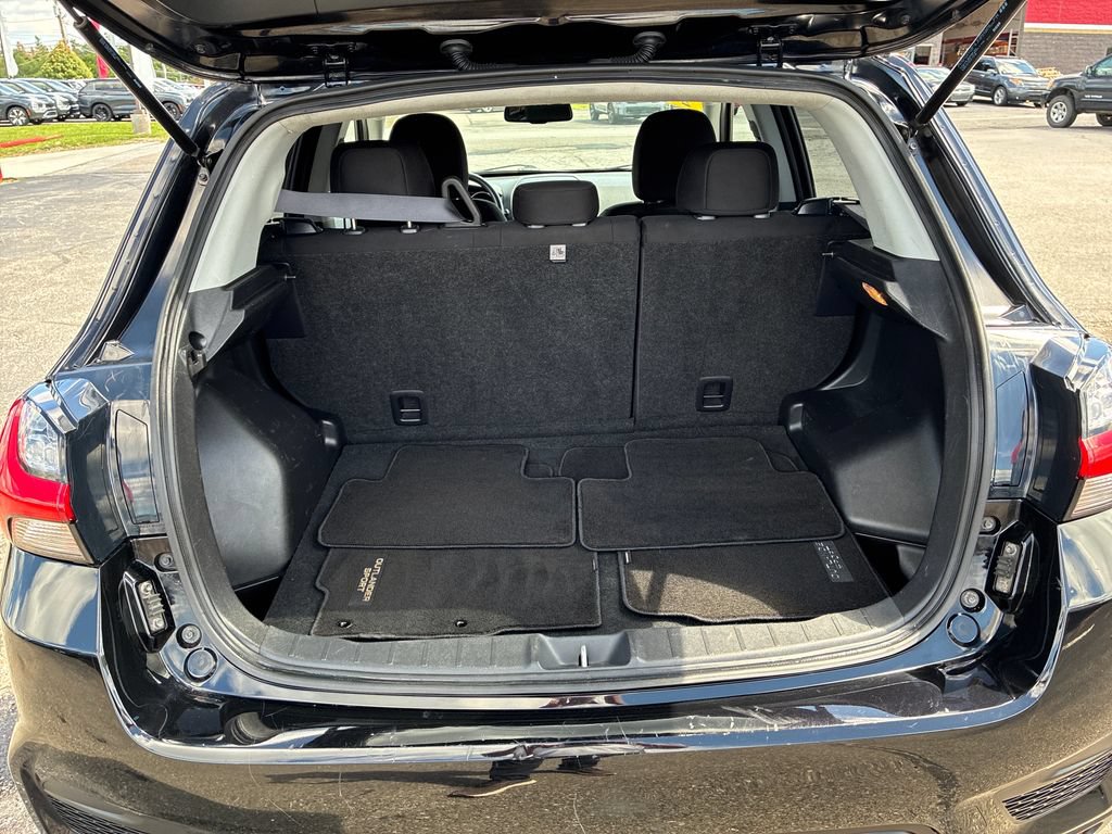 Used 2021 Mitsubishi Outlander Sport ES AWD/4WD image 17