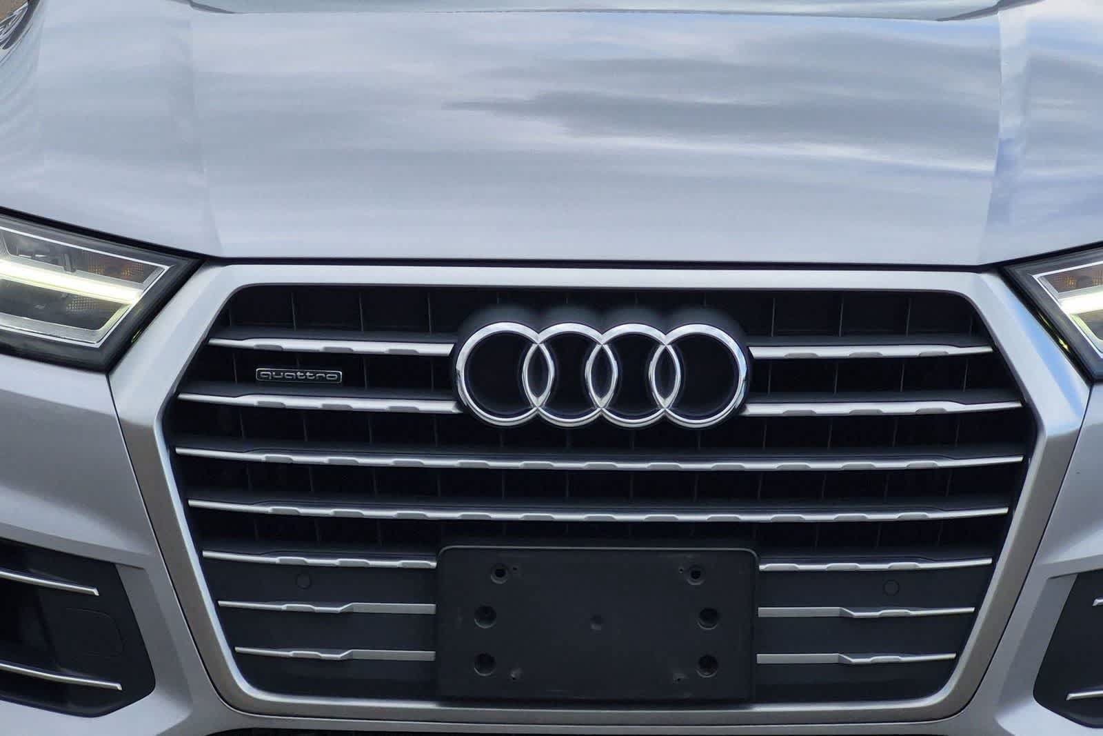 Used 2019 Audi Q7 3.0T Premium w/ Convenience Package AWD/4WD image 11