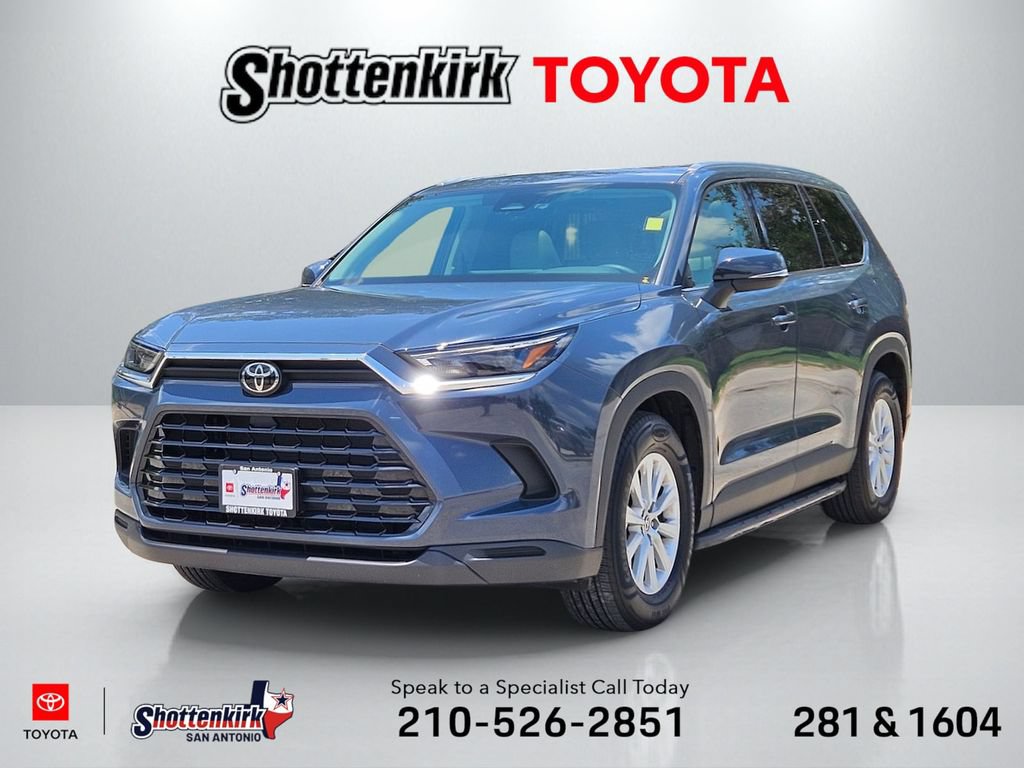 Used 2024 Toyota Grand Highlander XLE FWD image 1