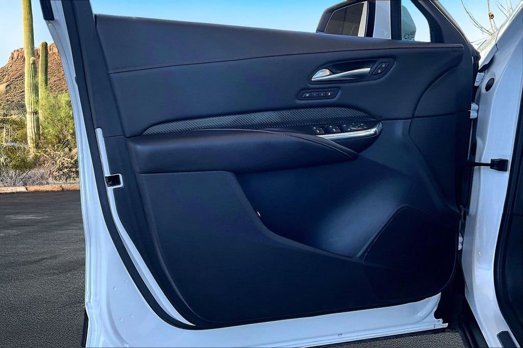 Used 2022 Cadillac XT4 Sport w/ Comfort Package image 23