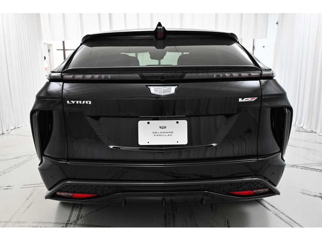 New 2026 Cadillac Lyriq V w/ Exterior Carbon Fiber Package AWD/4WD image 6
