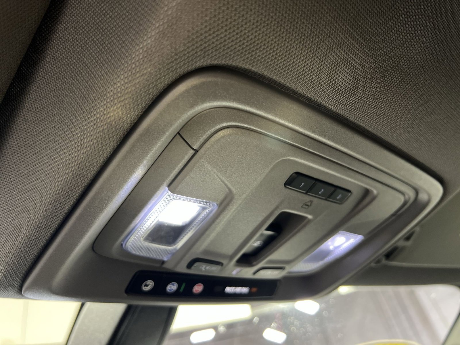 Used 2020 Chevrolet Silverado 1500 RST w/ All-Star Edition image 34