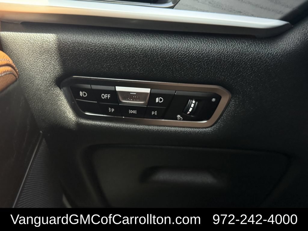 Used 2022 BMW X7 xDrive40i w/ Premium Package AWD/4WD image 28