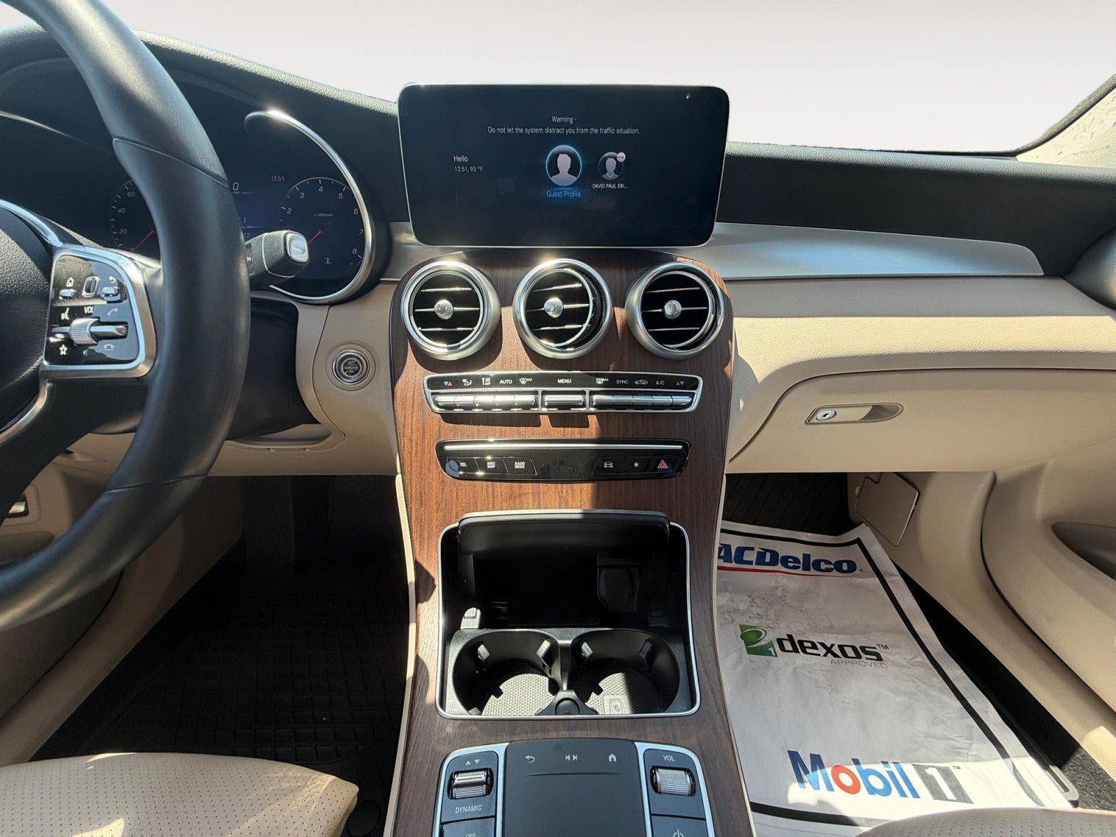 Used 2022 Mercedes-Benz GLC 300 4MATIC image 11