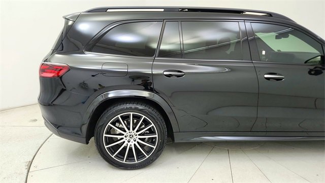 Used 2025 Mercedes-Benz GLS 450 4MATIC image 12