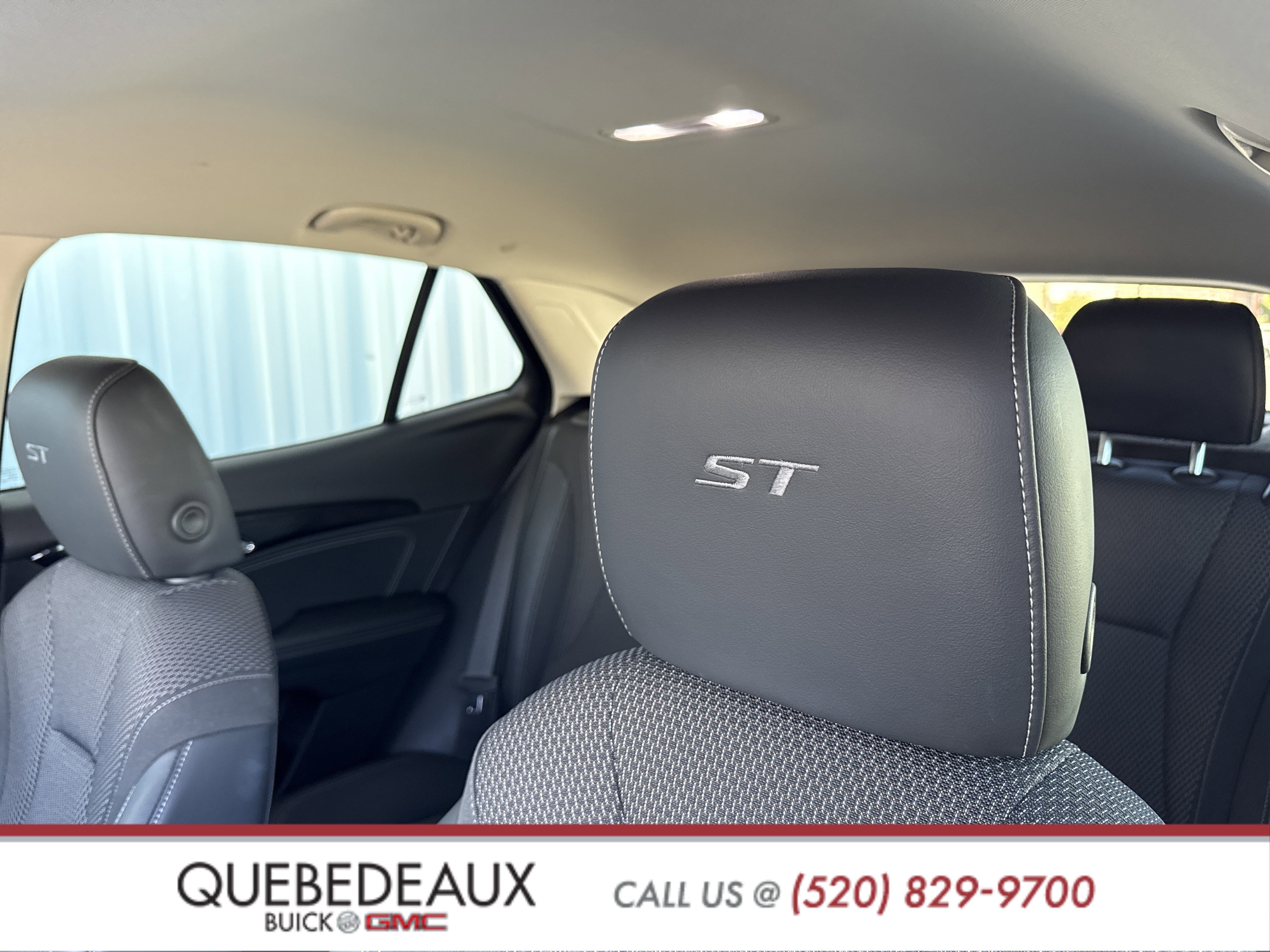 Used 2023 Buick Envision Preferred w/ Sport Touring Package image 12