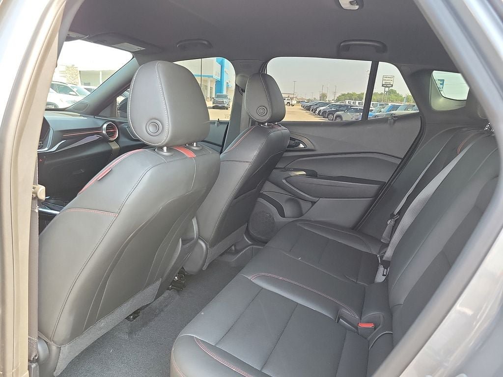 Used 2024 Chevrolet Trax RS w/ Driver Confidence Package FWD image 9
