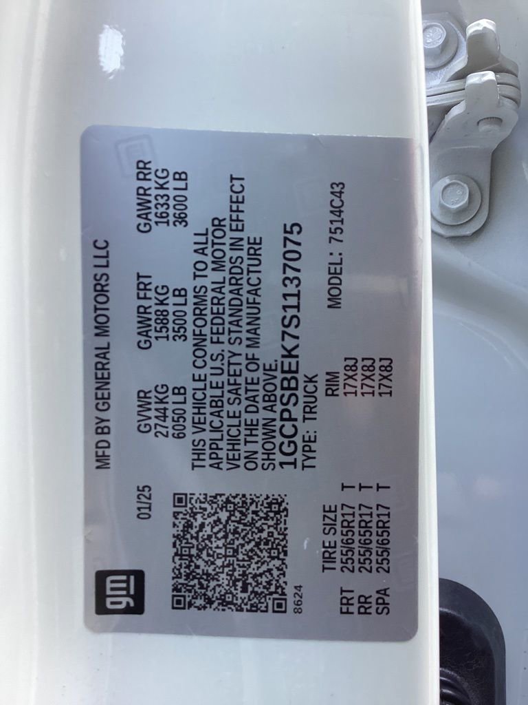 Used 2025 Chevrolet Colorado W/T w/ Advanced Trailering Package image 62