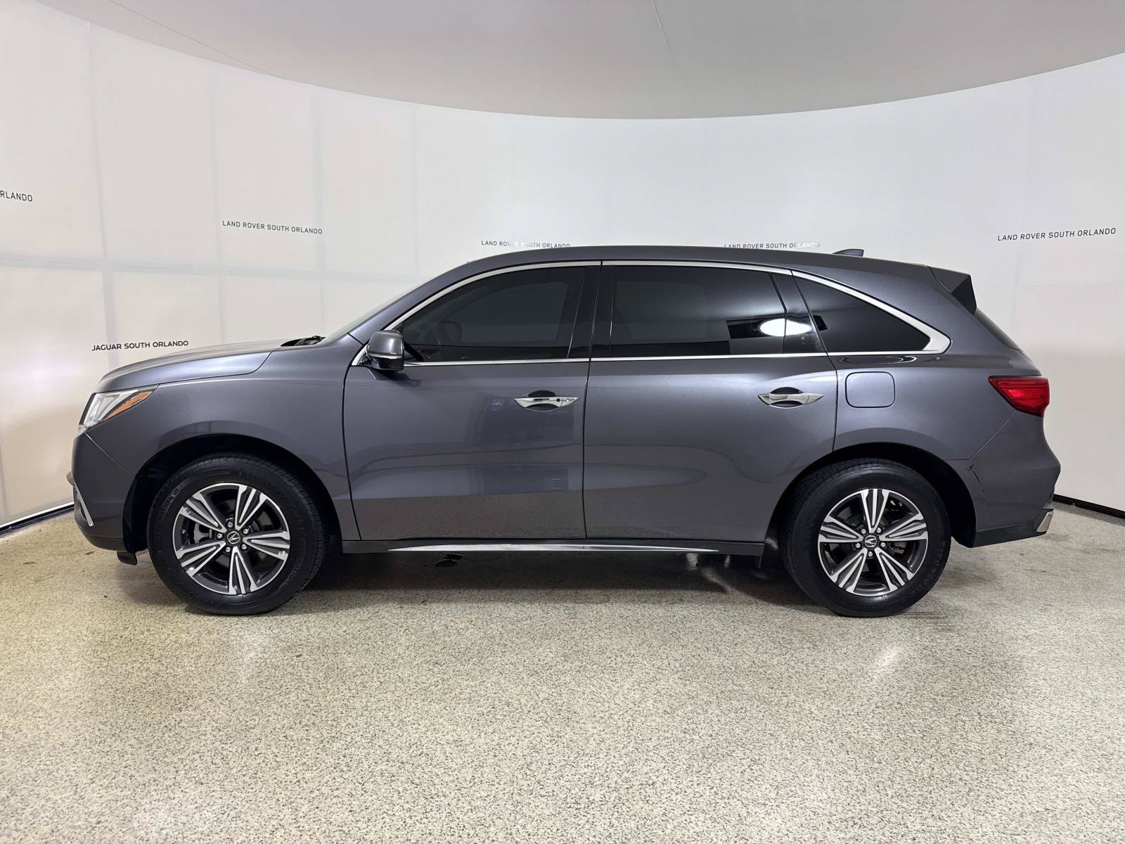Used 2018 Acura MDX FWD image 2