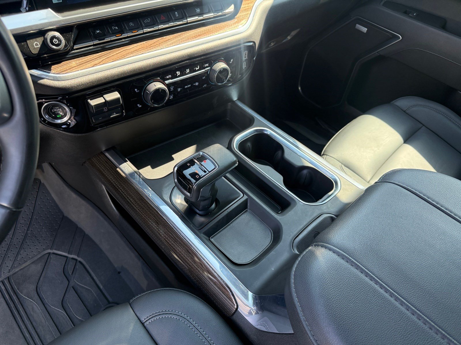Used 2025 Chevrolet Silverado 1500 RST w/ RST All Star Premium Package AWD/4WD image 21