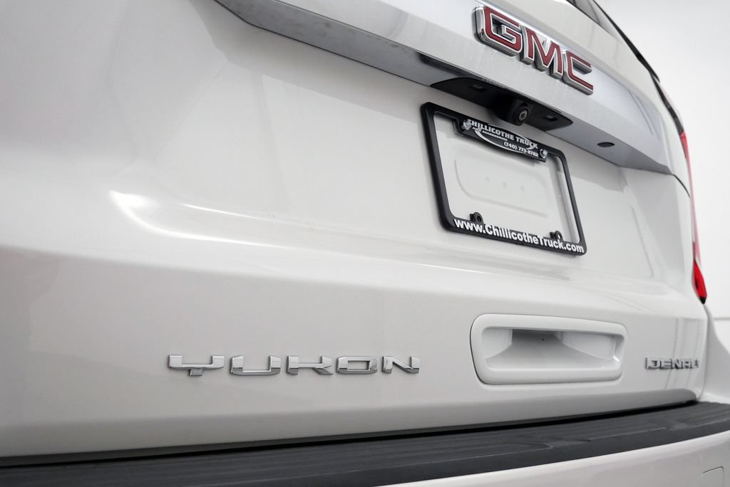 Used 2023 GMC Yukon XL Denali AWD/4WD image 9
