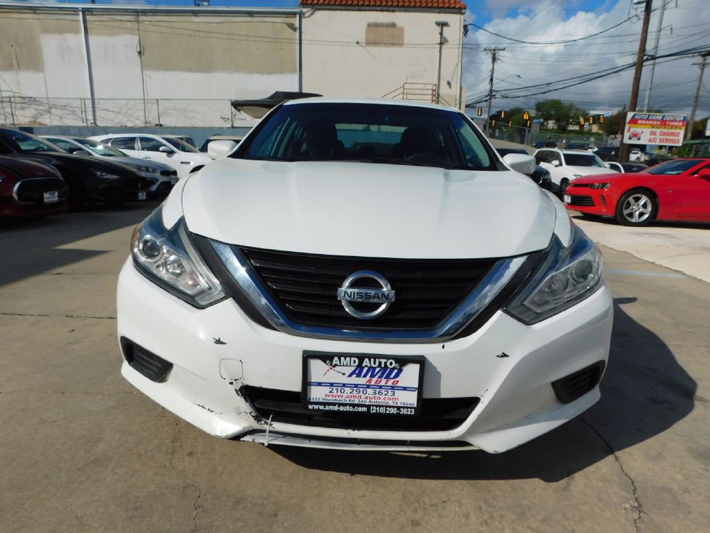 Used 2017 Nissan Altima 2.5 image 2