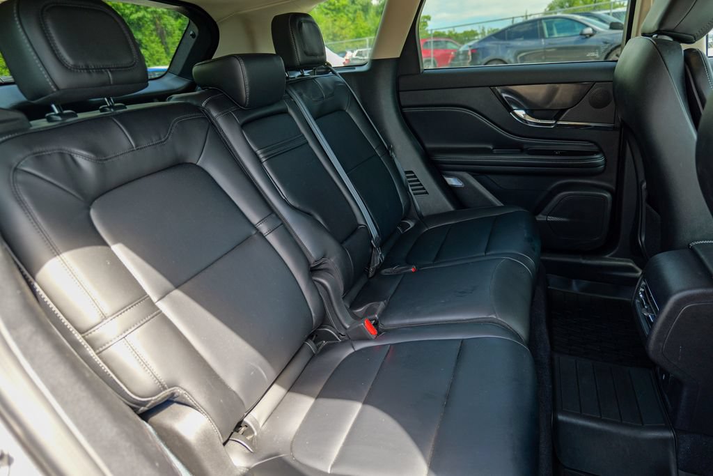 Used 2023 Lincoln Corsair AWD image 31