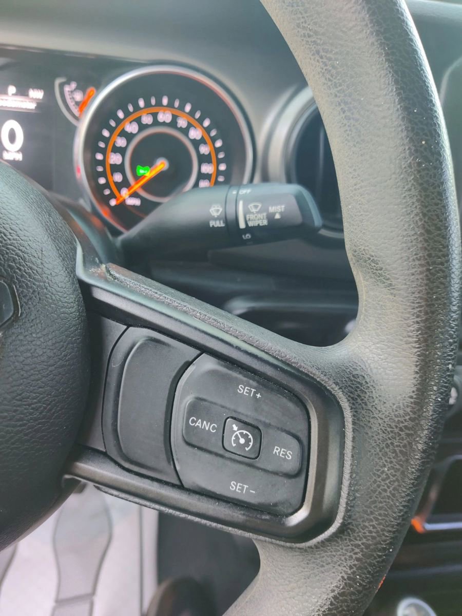 Used 2018 Jeep Wrangler Unlimited Sport image 30