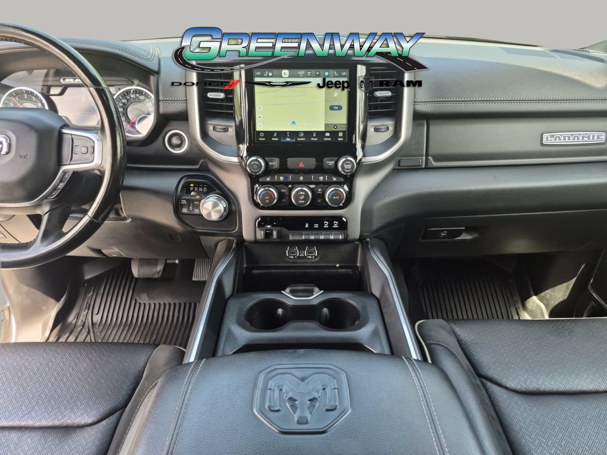 Used 2022 RAM 1500 Laramie w/ Sport Appearance Package AWD/4WD image 10