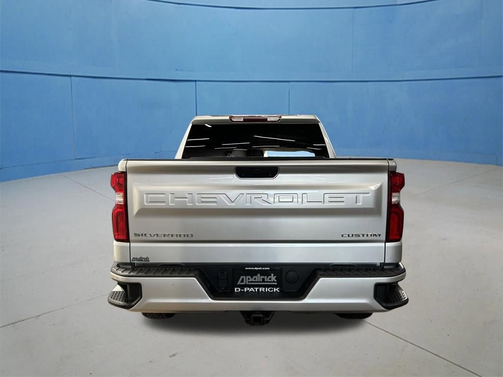 Used 2020 Chevrolet Silverado 1500 Custom w/ Custom Value Package AWD/4WD image 10