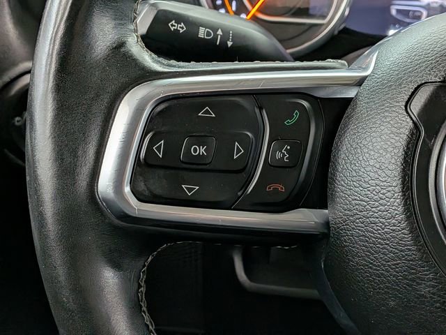 Used 2018 Jeep Wrangler Unlimited Sahara image 33