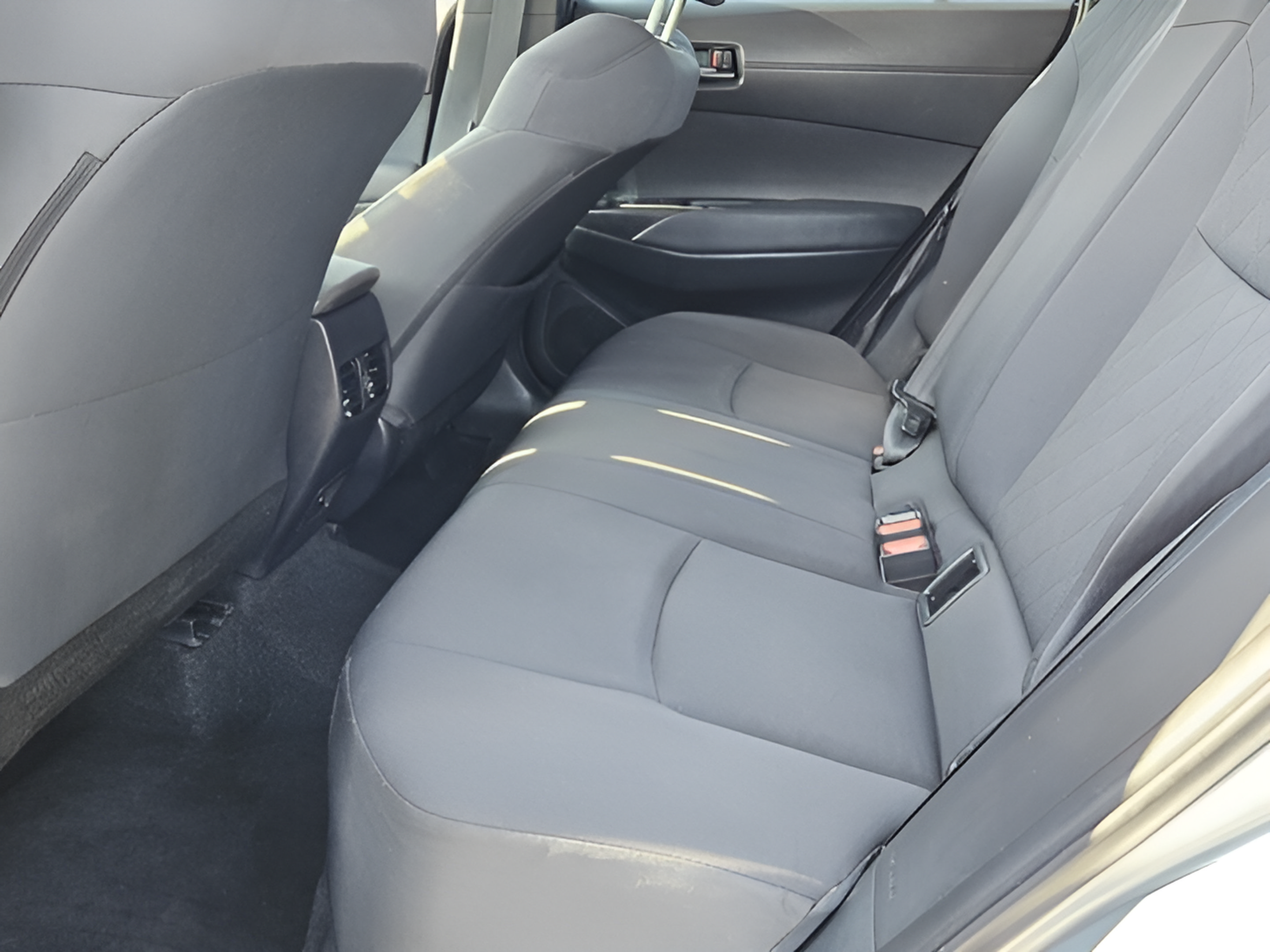 Certified 2022 Toyota Corolla Cross LE FWD image 9