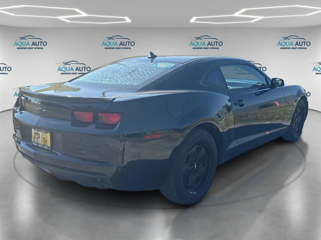 Used 2012 Chevrolet Camaro LS RWD image 5