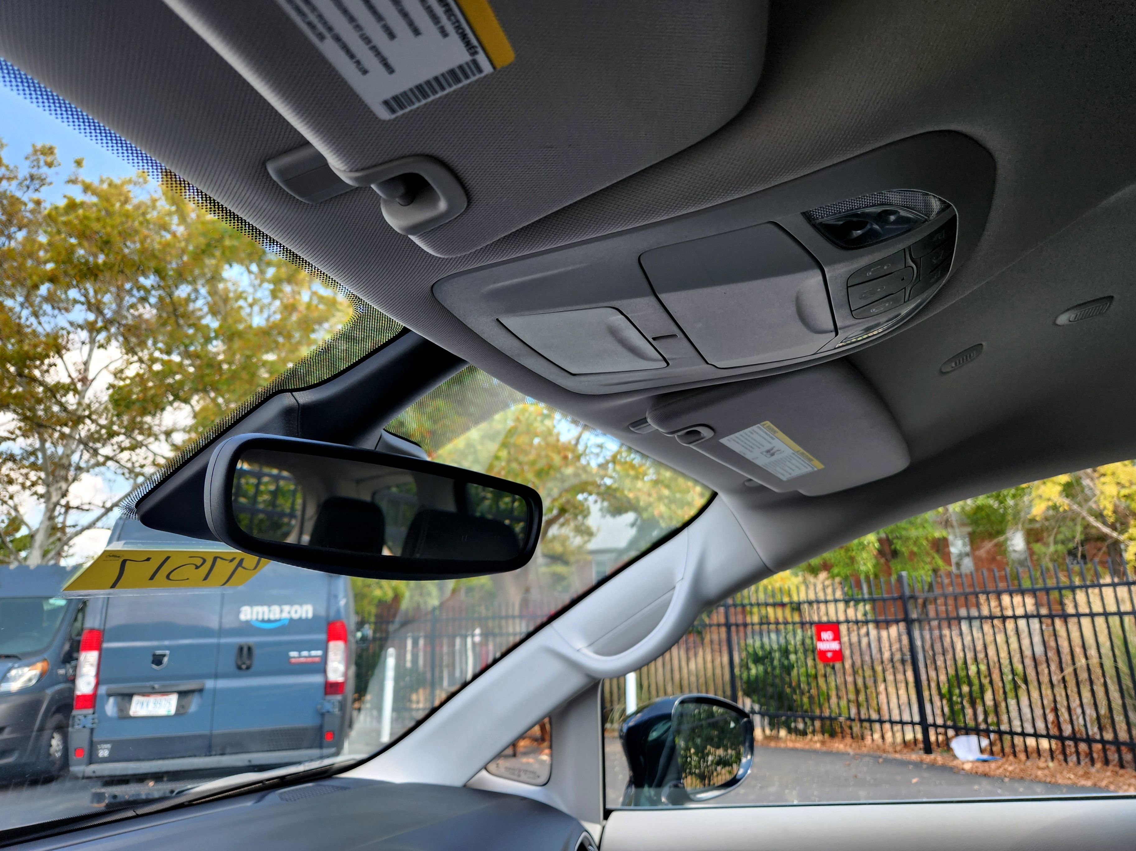 Used 2024 Chrysler Pacifica Touring-L image 30