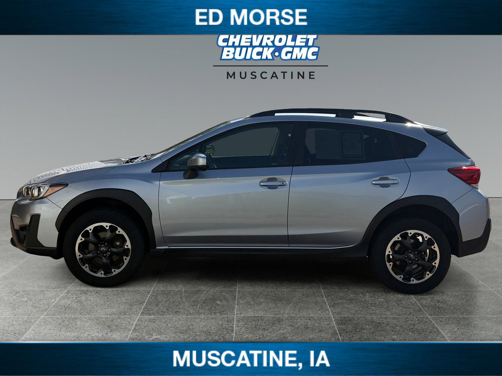 Used 2022 Subaru Crosstrek 2.0i Premium AWD/4WD image 2