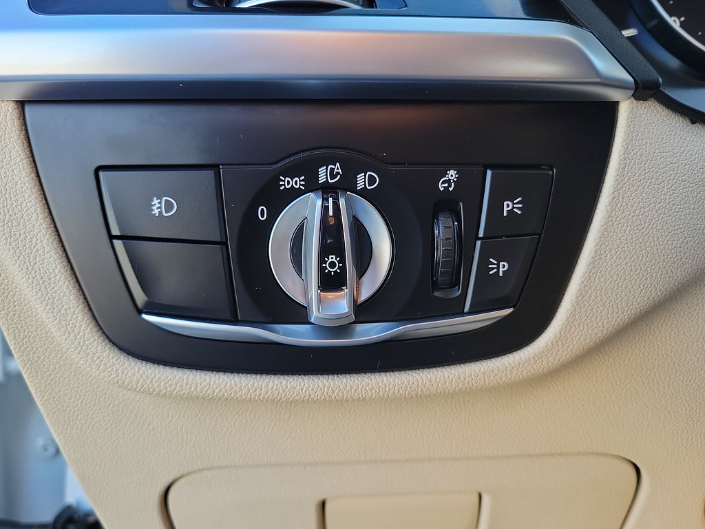Used 2021 BMW X3 sDrive30i w/ Convenience Package RWD image 24