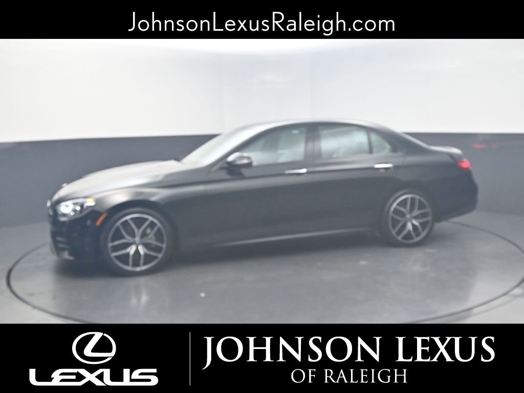 Used 2022 Mercedes-Benz E 350 4MATIC Sedan image 2