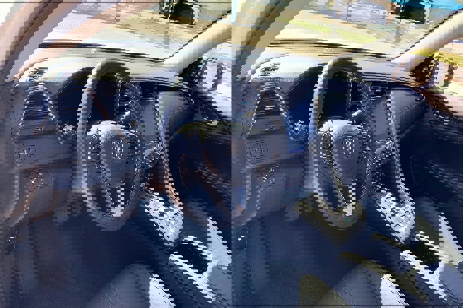 Used 2019 Honda Insight Touring image 16