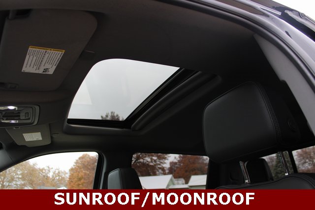 Used 2022 GMC Sierra 1500 Denali w/ Denali Reserve Package image 17