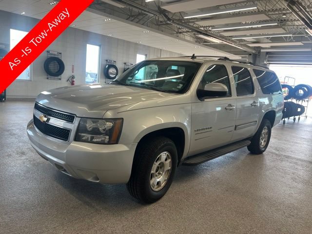 Used 2014 Chevrolet Suburban LT w/ Luxury Package AWD/4WD image 1