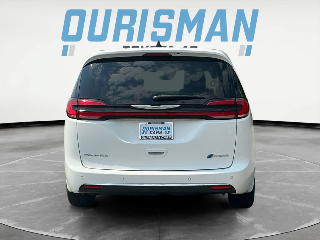 Used 2024 Chrysler Pacifica Limited FWD image 6