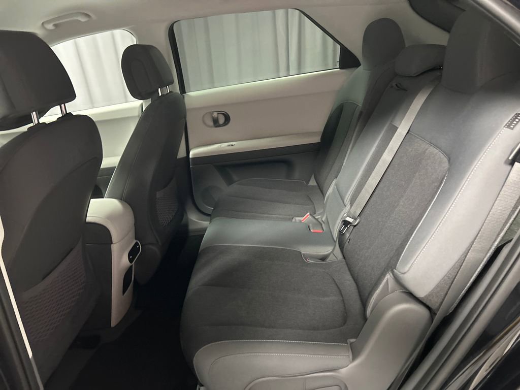 Used 2025 Hyundai Ioniq 5 SE image 21
