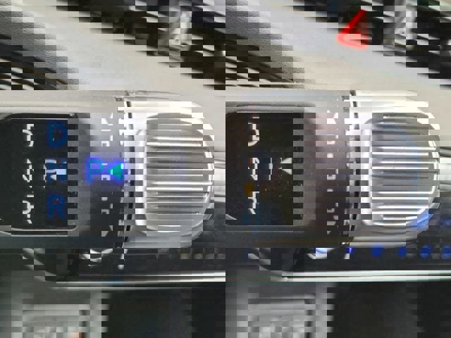 Certified 2025 Hyundai Ioniq 5 SE image 25