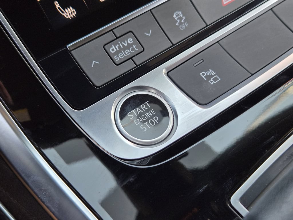 Certified 2023 Audi Q8 Premium Plus w/ Premium Plus Package AWD/4WD image 27