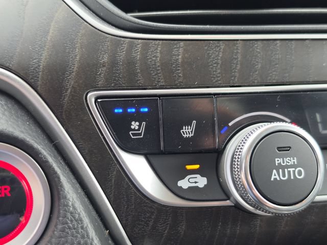 Used 2022 Honda Accord Touring image 28