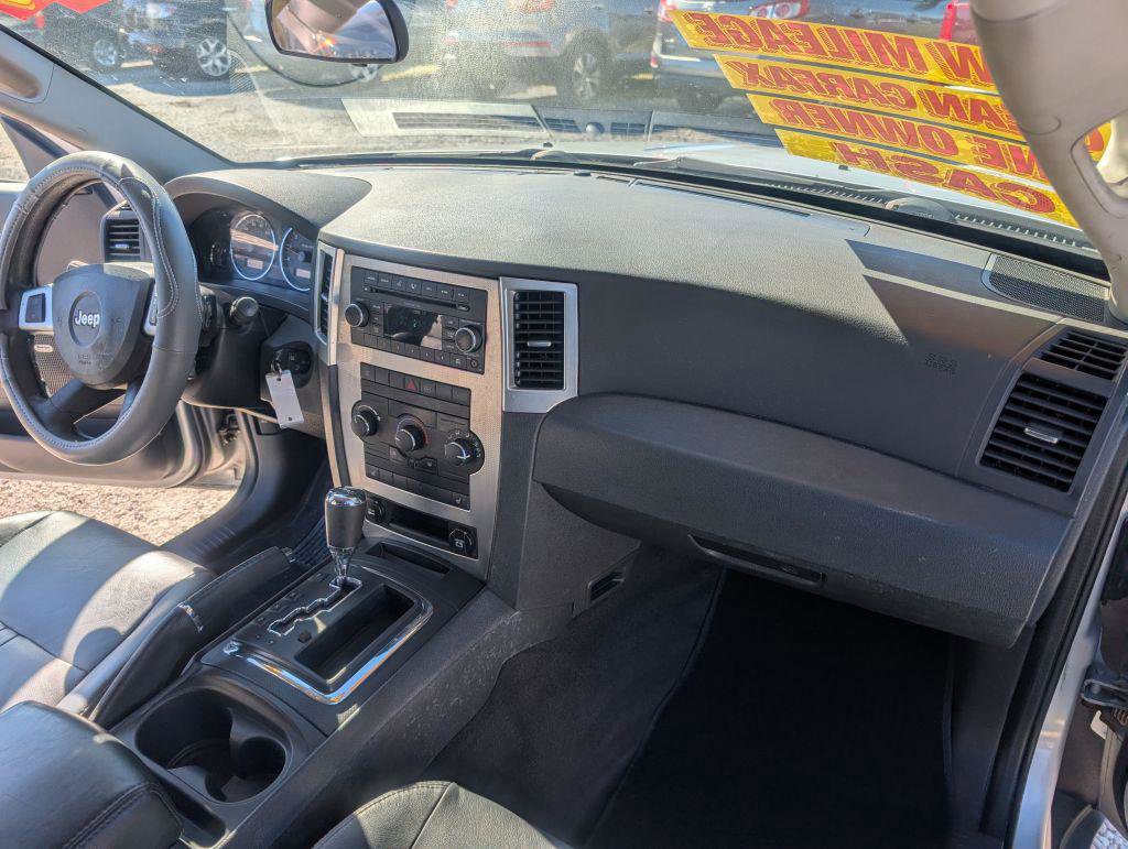 Used 2009 Jeep Grand Cherokee Laredo w/ Popular Equipment Group image 14