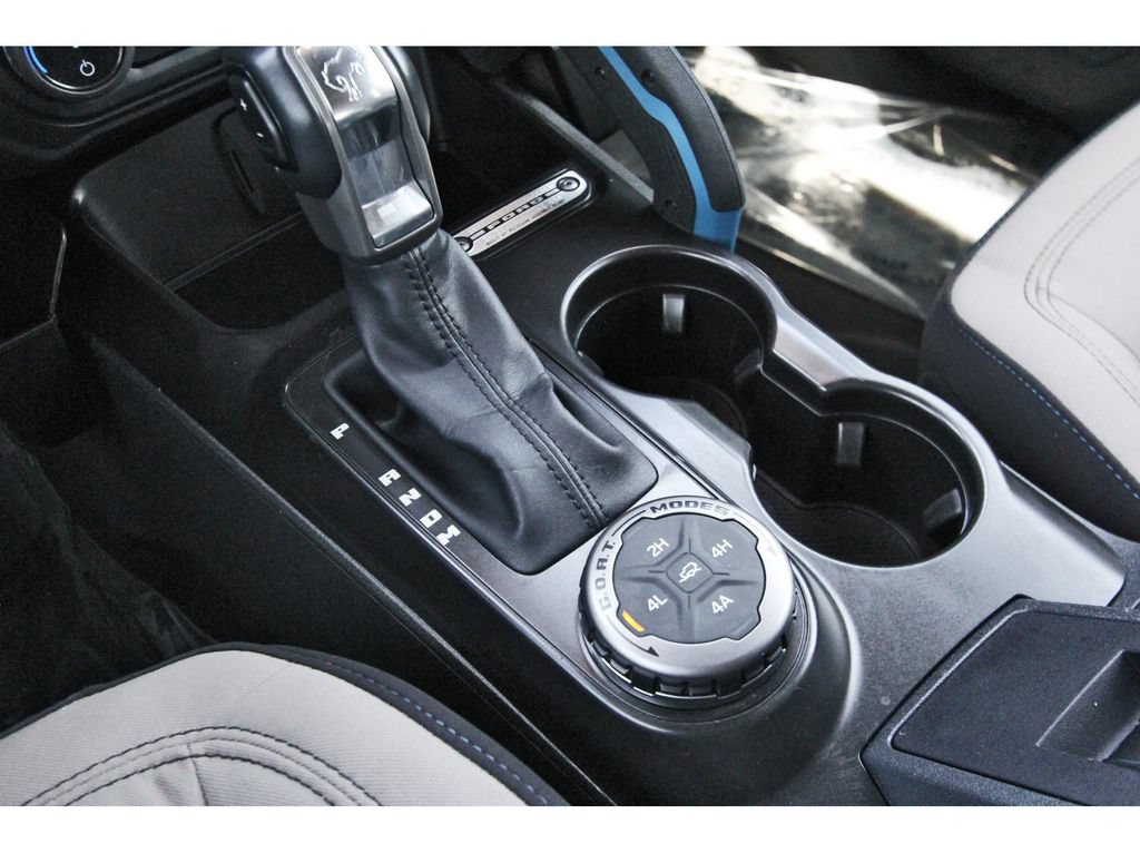 Used 2022 Ford Bronco 2-Door AWD/4WD image 29