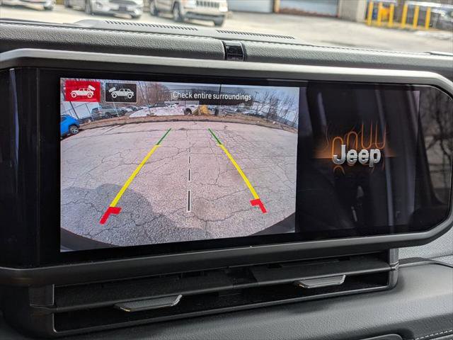 Certified 2025 Jeep Wrangler Unlimited Sahara w/ Safety Group AWD/4WD image 20