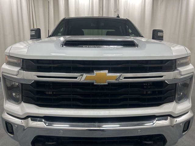 Used 2025 Chevrolet Silverado 2500 LT w/ Safety Package image 6