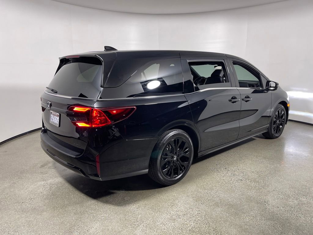 Used 2026 Honda Odyssey Sport-L image 3