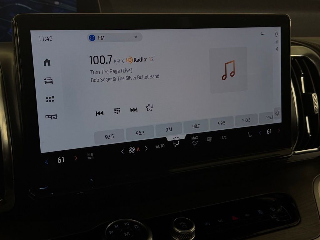 Used 2025 Ford Expedition Max Platinum image 16