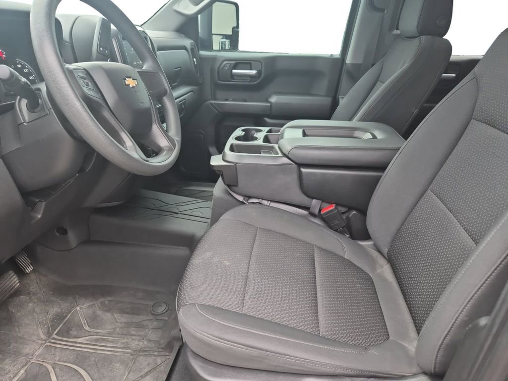 Used 2021 Chevrolet Silverado 1500 Custom w/ Custom Max Trailering Package image 9