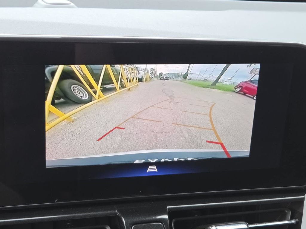Used 2024 Chevrolet TrailBlazer LT w/ LT Cold Weather Package FWD image 5