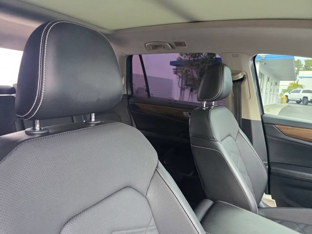 Used 2024 Volkswagen Atlas SE FWD image 20