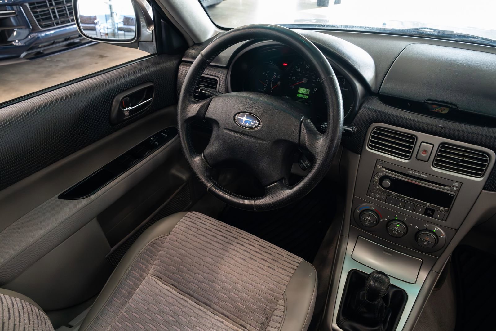 Used 2004 Subaru Forester 2.5XS AWD/4WD image 10